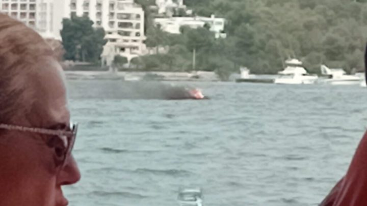Incendio en moto acuática en Ibiza