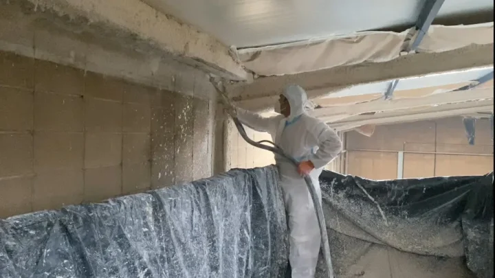 ¿Puede una nave industrial sobrevivir a un incendio?