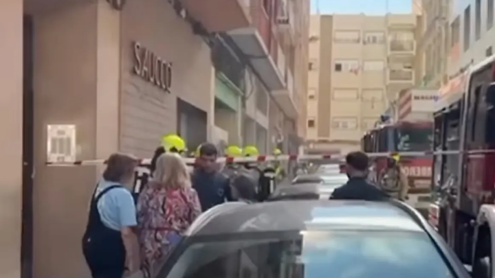 Saucco en Zaragoza genera alarma: solo humo y pequeños daños