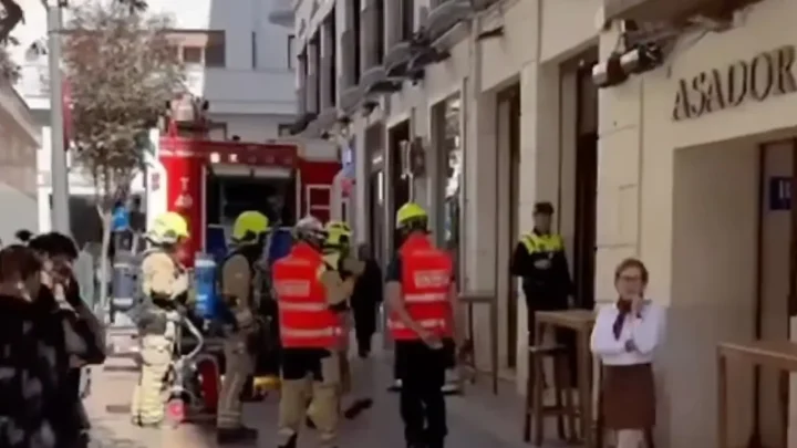 Evacuado el Asador Pasiego tras un incendio en la cocina: una llamada de atención sobre la seguridad en locales de hostelería