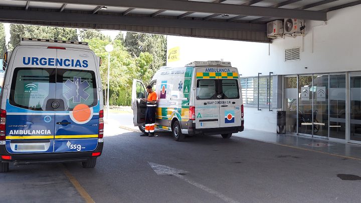 Tragedia por incendio en Aguilar de la Frontera: intervención sanitaria y respuesta de emergencia. Atención hospitalaria tras un suceso mortal