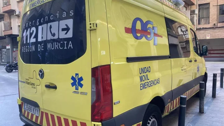 Tres heridos por inhalación de humo en un incendio en un bar de Caravaca de la Cruz. Evolución del incendio y rápida actuación