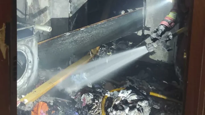 Incendio en vivienda de Torrelavega: respuesta coordinada y prevención doméstica. Intervención temprana y protección de las personas.