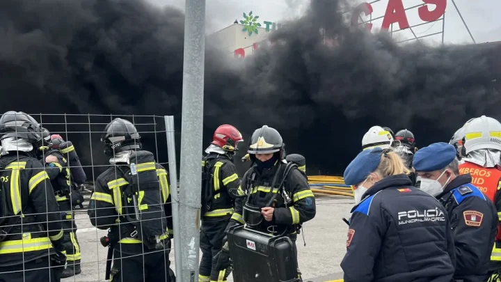 Fin de semana de incendios intensos en Madrid: emergencias simultáneas que pusieron a prueba la respuesta ciudadana